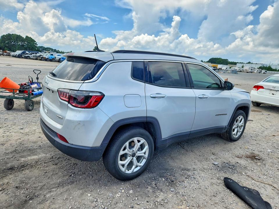 Продажа на аукционе авто 2025 Jeep Compass, vin: 3C4NJDBN0ST503665, номер лота: 64279276