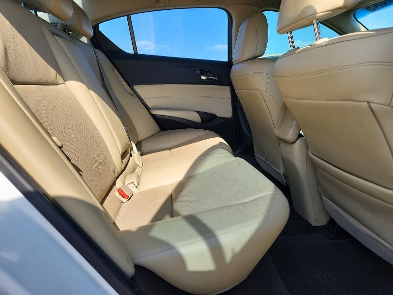64047066 :رقم المزاد ، 19VDE3F70DE301964 vin ، 2013 Acura Ilx مزاد بيع