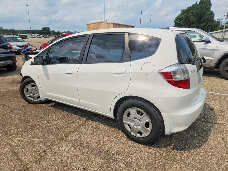 2013 Honda Fit მანქანა იყიდება აუქციონზე, vin: JHMGE8H38DC056915, აუქციონის ნომერი: 64607586