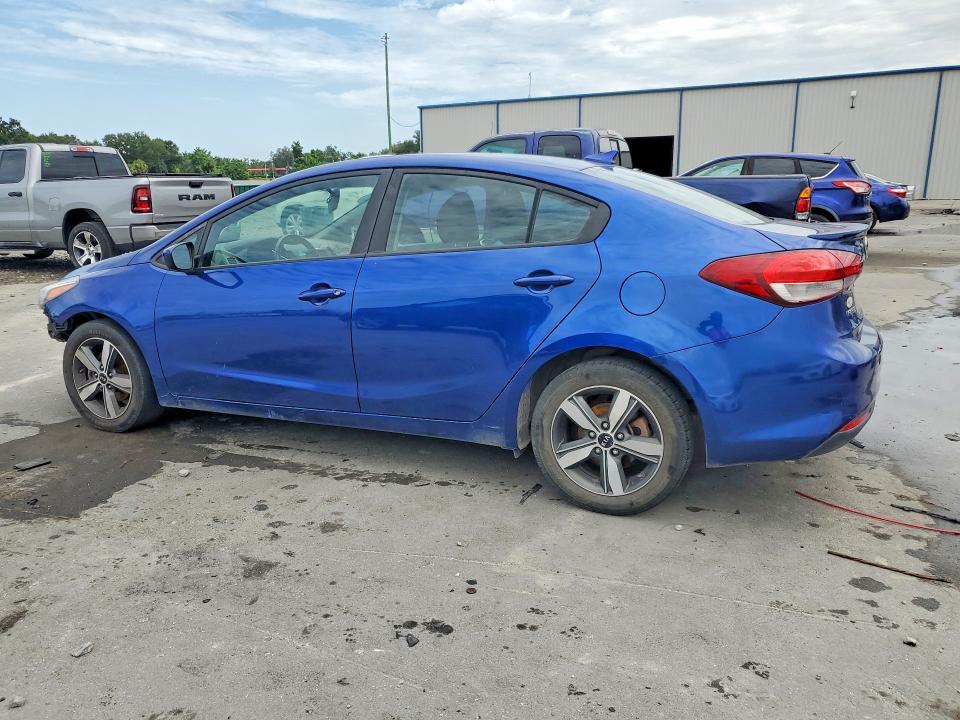 2018 Kia Forte მანქანა იყიდება აუქციონზე, vin: 3KPFL4A71JE186743, აუქციონის ნომერი: 64026316
