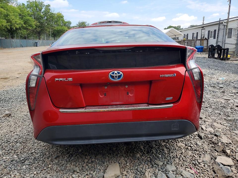 66358866 :رقم المزاد ، JTDKARFU7G3516482 vin ، 2016 Toyota Prius مزاد بيع