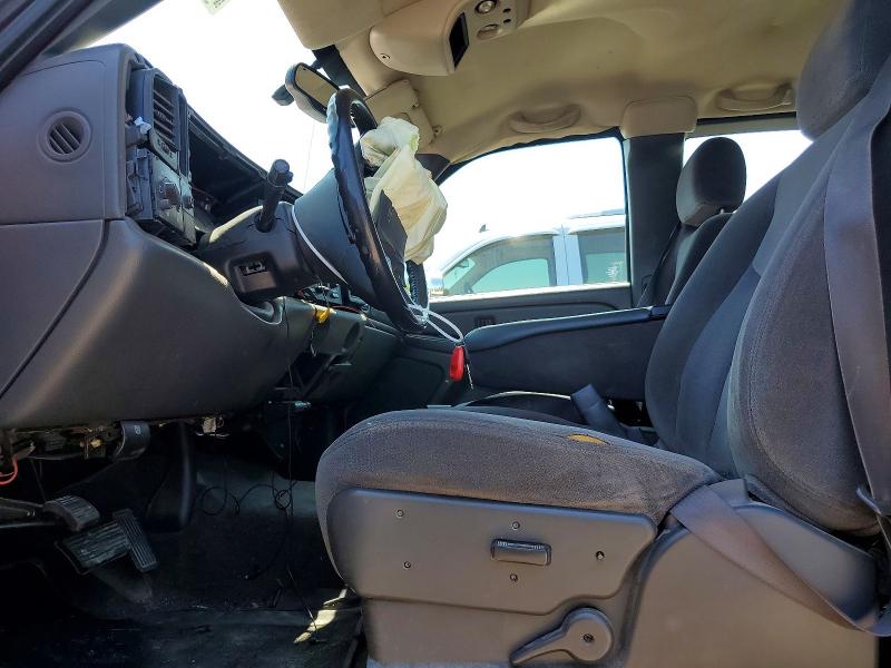 Продажа на аукционе авто 2005 Gmc New Sierra, vin: 2GTEC19V151362657, номер лота: 63644406