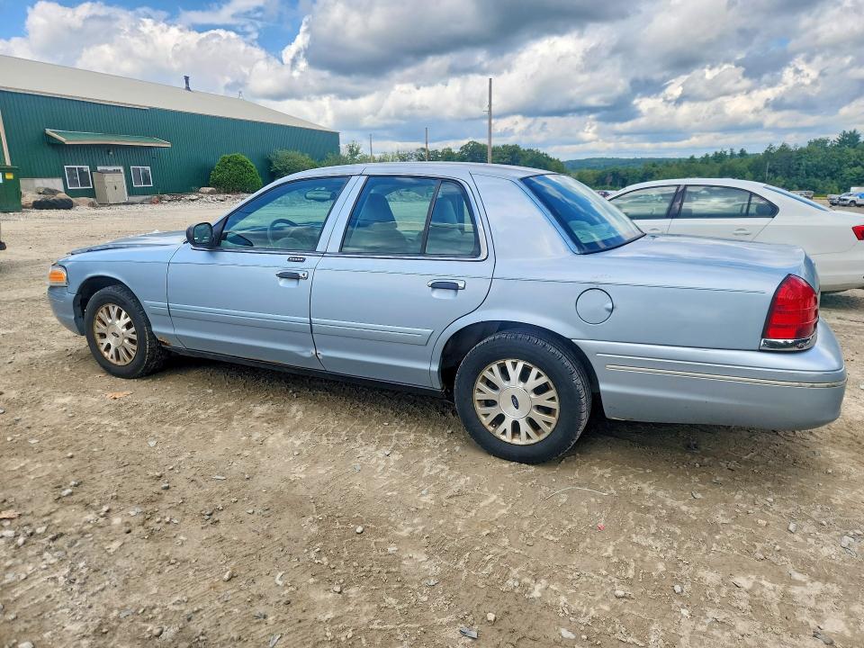 2004 Ford Crown Victoria მანქანა იყიდება აუქციონზე, vin: 2FAFP74W64X126003, აუქციონის ნომერი: 65197766
