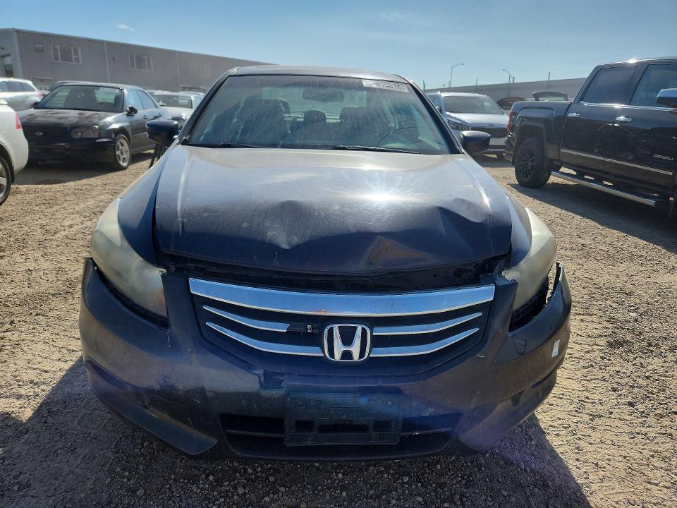2011 Honda Accord მანქანა იყიდება აუქციონზე, vin: 1HGCP2F83BA804342, აუქციონის ნომერი: 65815816