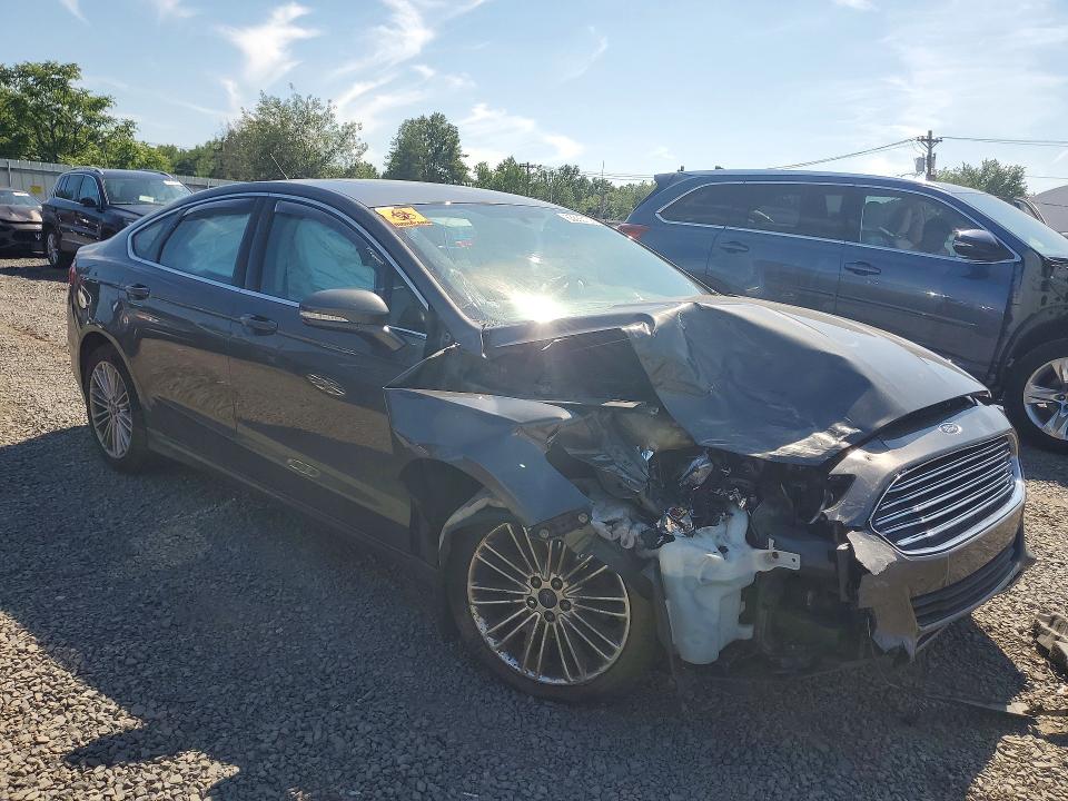 63635106 :رقم المزاد ، 3FA6P0T9XGR273107 vin ، 2016 Ford Fusion مزاد بيع