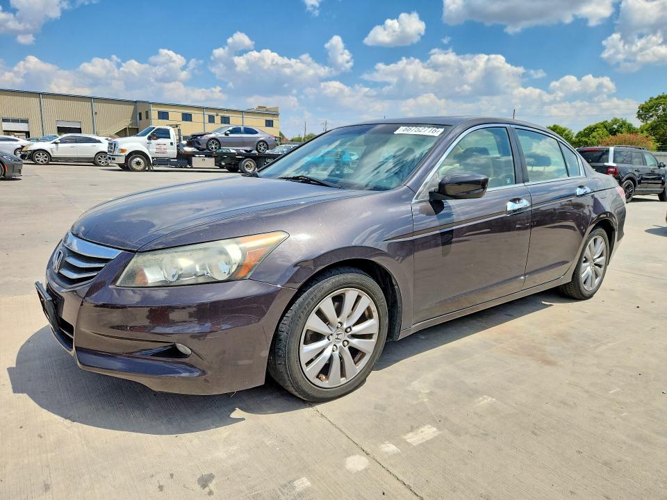 66752716 :رقم المزاد ، 1HGCP3F89BA032919 vin ، 2011 Honda Accord مزاد بيع