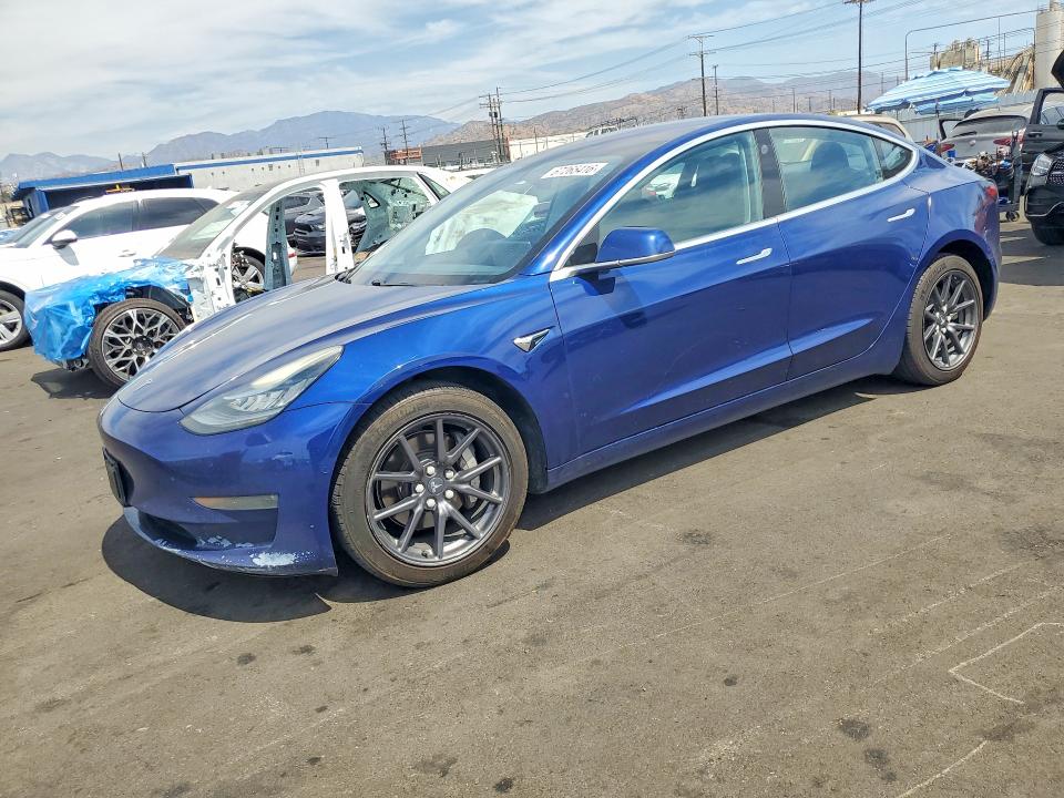 2018 Tesla Model 3 მანქანა იყიდება აუქციონზე, vin: 5YJ3E1EA4JF040896, აუქციონის ნომერი: 67265416