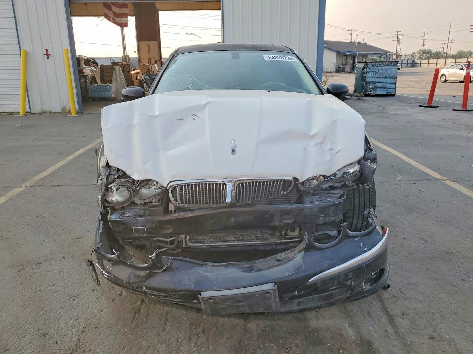 2004 Jaguar X-type მანქანა იყიდება აუქციონზე, vin: SAJEA51C74WD55554, აუქციონის ნომერი: 64326226