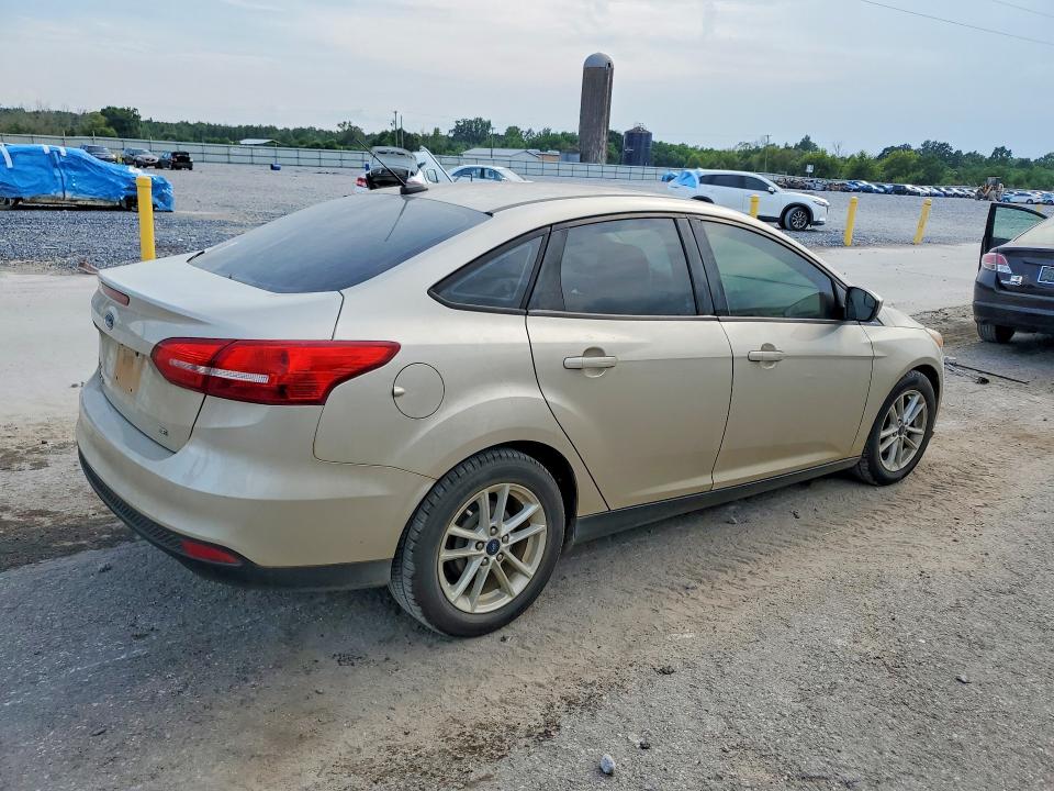66590806 :رقم المزاد ، 1FADP3F29JL227328 vin ، 2018 Ford Focus مزاد بيع