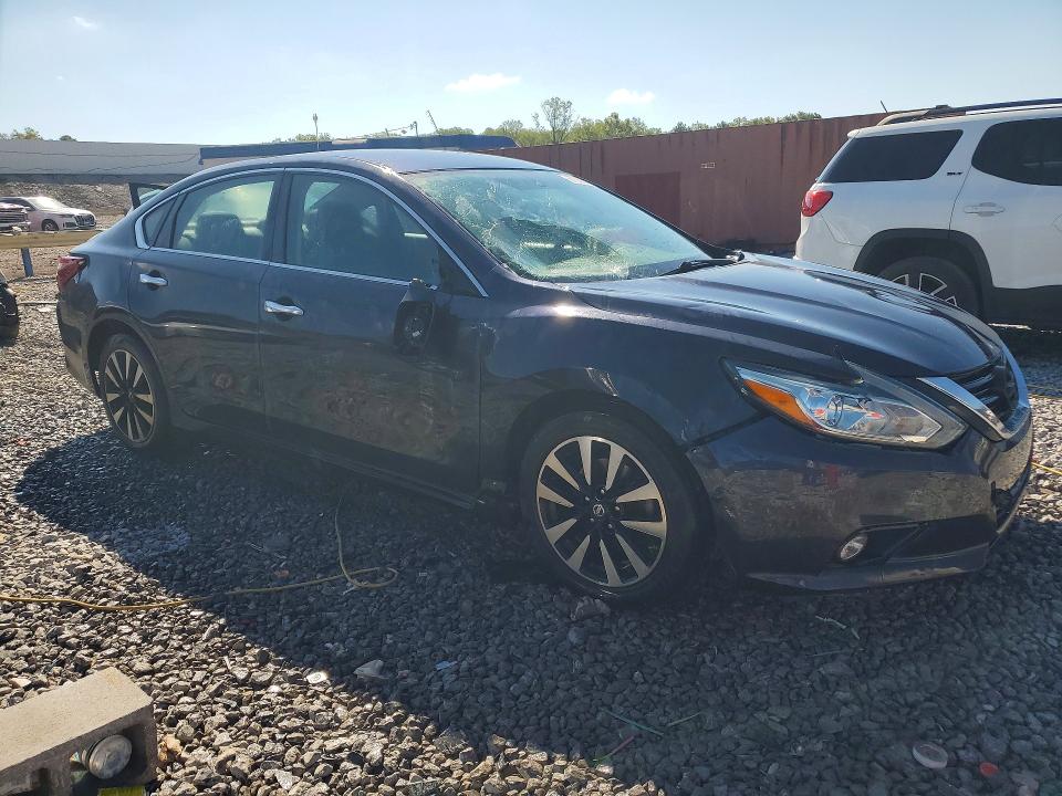 Продаж на аукціоні авто 2018 Nissan Altima, vin: 1N4AL3AP2JC206760, номер лоту: 67238466