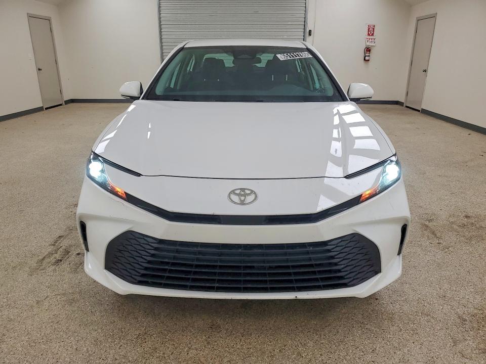 2026 Toyota Camry მანქანა იყიდება აუქციონზე, vin: 4T1DAACKXTU702837, აუქციონის ნომერი: 65111786