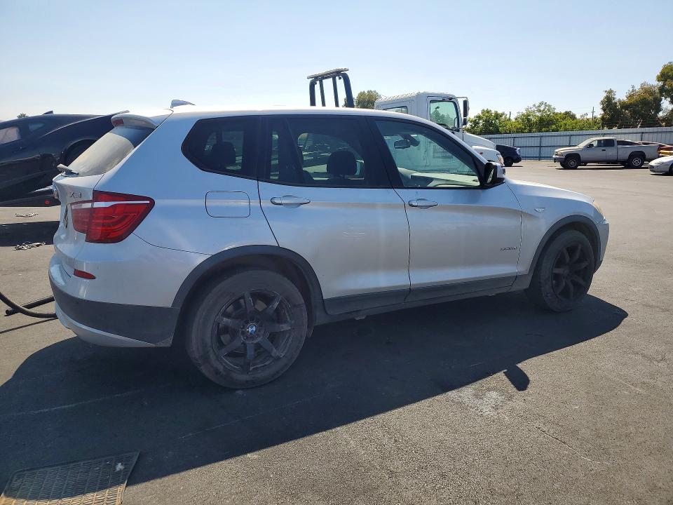 64094366 :رقم المزاد ، 5UXWX5C53BL702808 vin ، 2011 Bmw X3 مزاد بيع