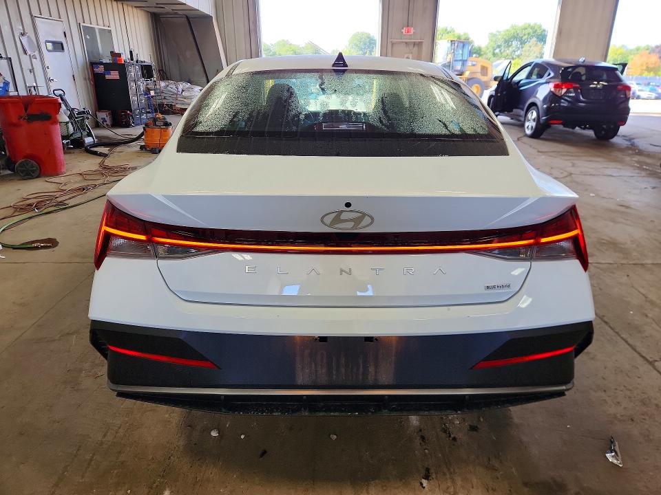 Продажа на аукционе авто 2026 Hyundai Elantra Hybrid, vin: KMHLM4DJ1TU212927, номер лота: 65825656