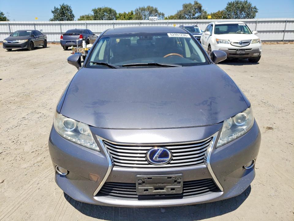 2013 Lexus Es მანქანა იყიდება აუქციონზე, vin: JTHBW1GG6D2037210, აუქციონის ნომერი: 62991236