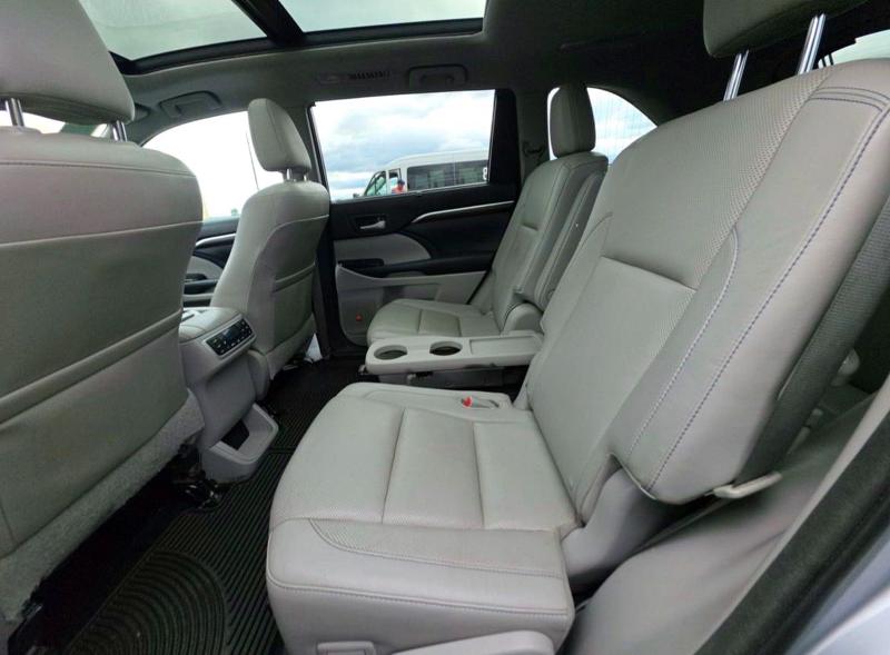 Продажа на аукционе авто 2014 Toyota Highlander, vin: 5TDDKRFH9ES034326, номер лота: 67296676