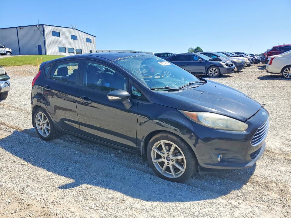 66074826 :رقم المزاد ، 3FADP4EJ0FM152619 vin ، 2015 Ford Fiesta مزاد بيع