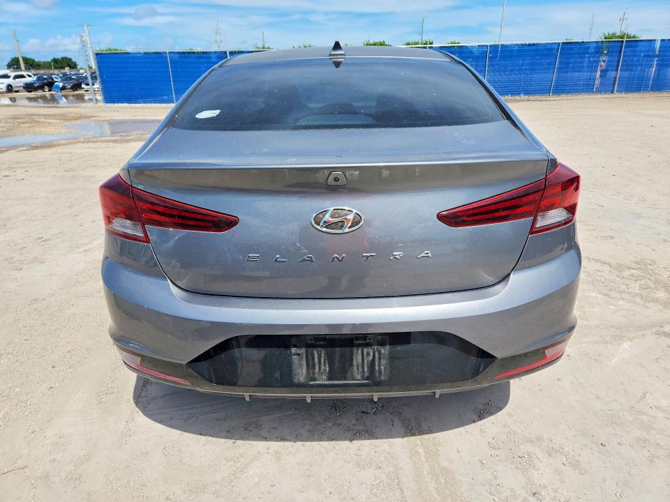 65713006 :رقم المزاد ، 5NPD84LF8KH479680 vin ، 2019 Hyundai Elantra مزاد بيع