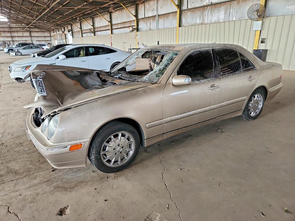 Aukcja sprzedaży 2000 Mercedes-benz E, vin: WDBJF65J6YB126837, numer aukcji: 63598356