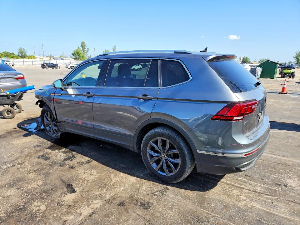 2022 Volkswagen Tiguan მანქანა იყიდება აუქციონზე, vin: 3VV3B7AX7NM075974, აუქციონის ნომერი: 65357106