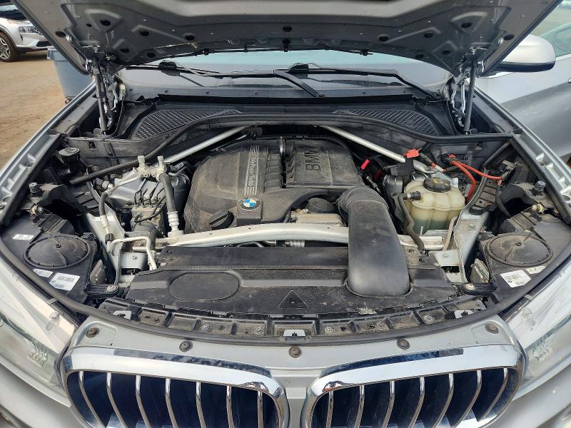 Продаж на аукціоні авто 2017 Bmw X5, vin: 5UXKR0C30H0V72040, номер лоту: 64033886
