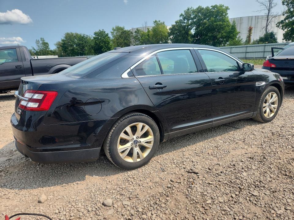 Продаж на аукціоні авто 2015 Ford Taurus, vin: 1FAHP2H85FG113582, номер лоту: 64750146