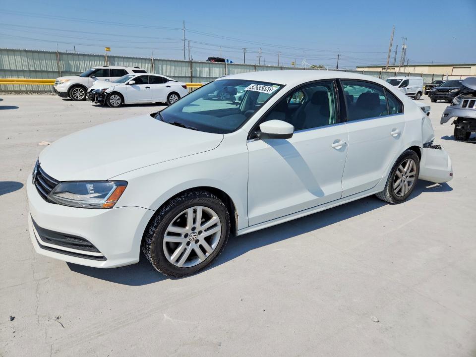2017 Volkswagen Jetta მანქანა იყიდება აუქციონზე, vin: 3VW2B7AJ2HM261932, აუქციონის ნომერი: 63685026