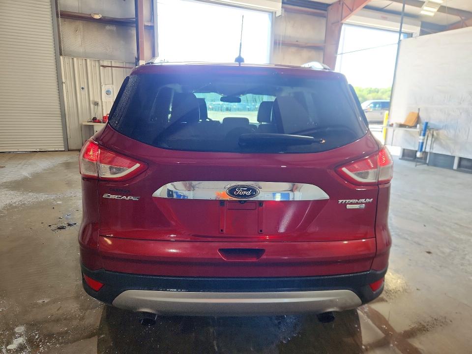 62515586 :رقم المزاد ، 1FMCU9J93FUC52972 vin ، 2015 Ford Escape مزاد بيع