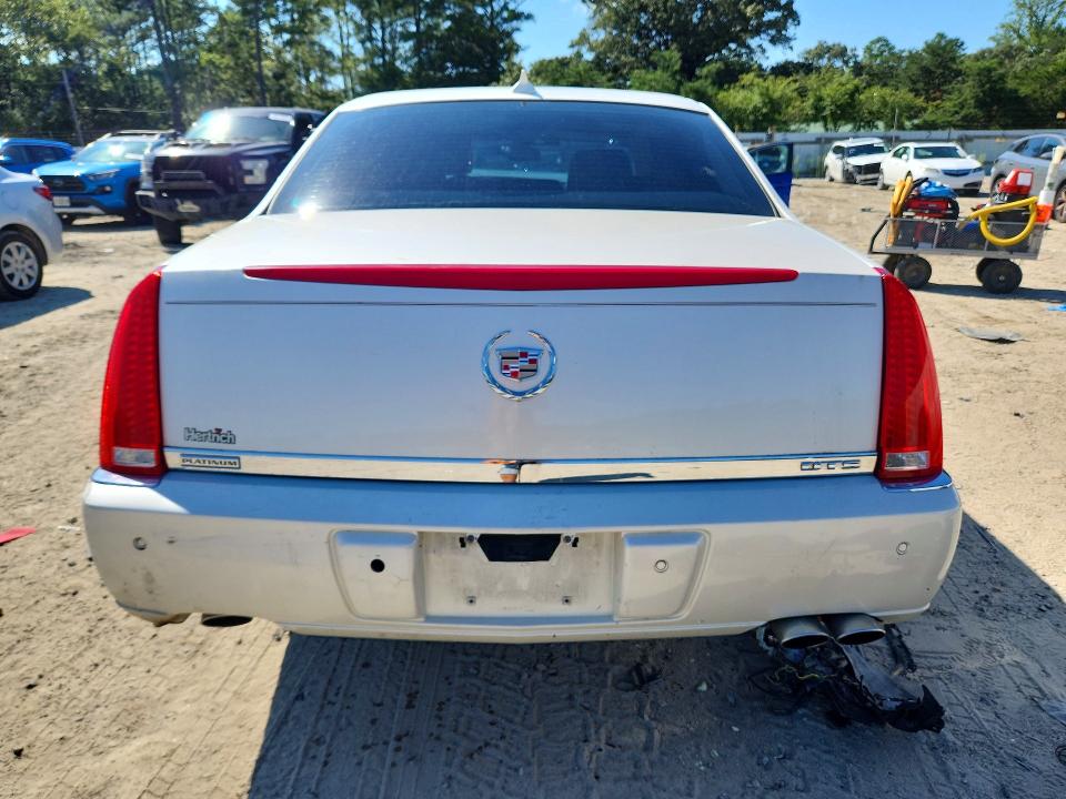 Продажа на аукционе авто 2011 Cadillac Dts, vin: 1G6KP5ES4BU129854, номер лота: 65675956