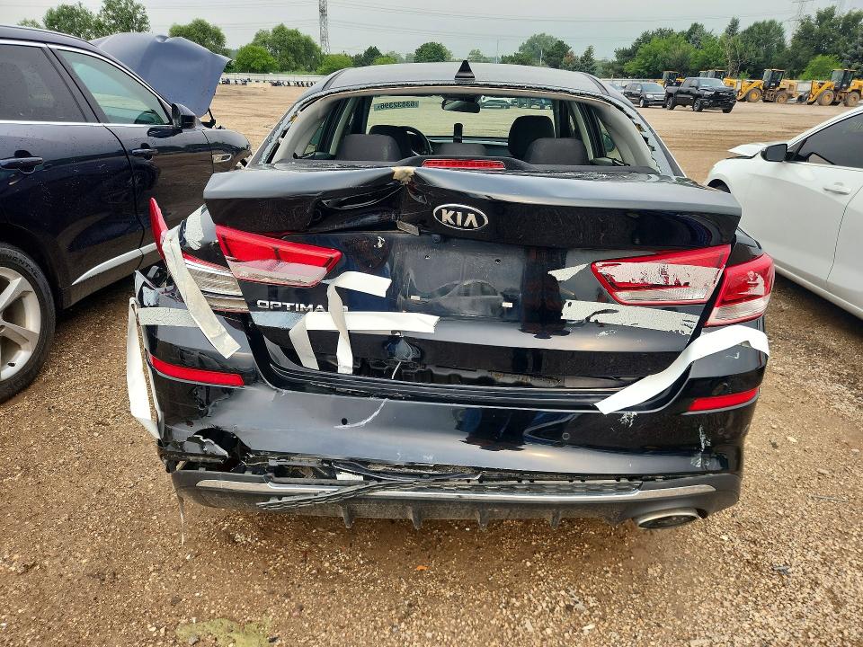 63832396 :رقم المزاد ، 5XXGT4L36LG401767 vin ، 2020 Kia Optima مزاد بيع