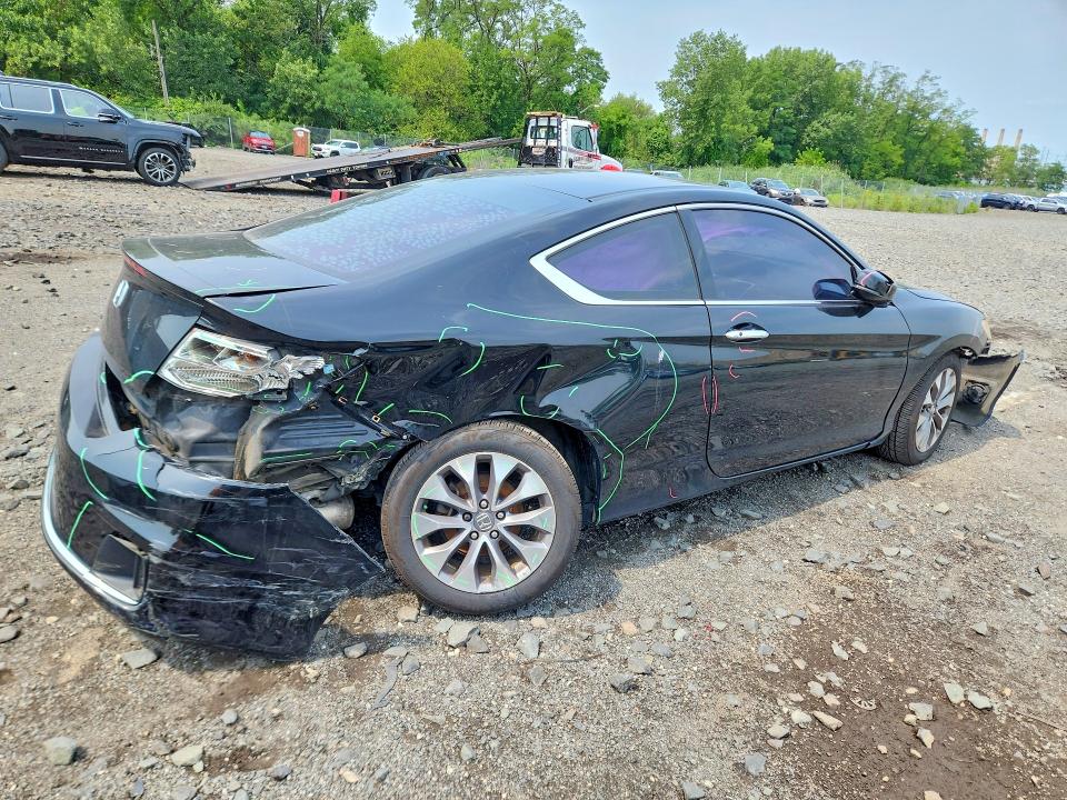 64109856 :رقم المزاد ، 1HGCT1B70DA004961 vin ، 2013 Honda Accord مزاد بيع