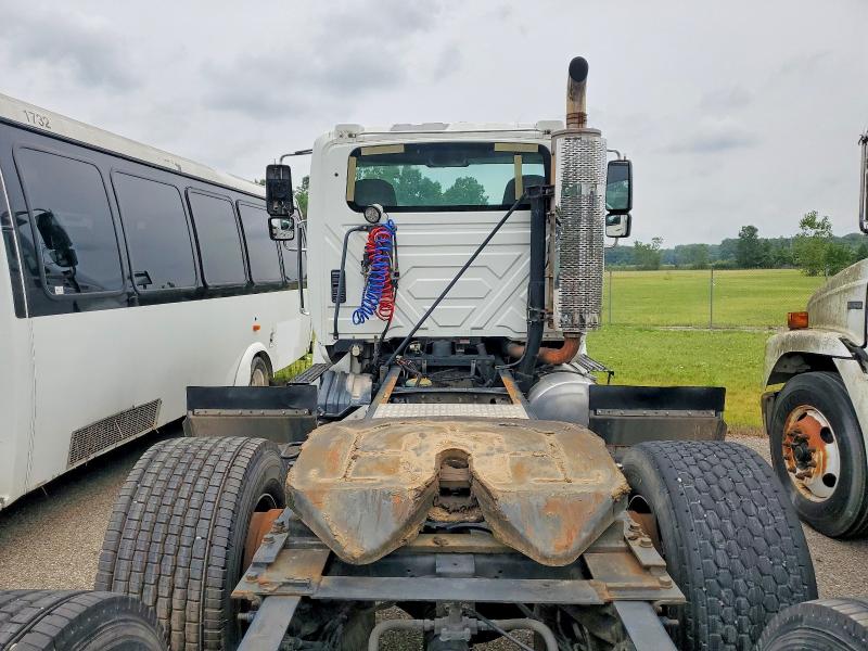 64389046 :رقم المزاد ، 1HSHXSJR9EH786923 vin ، 2014 International 8000 مزاد بيع