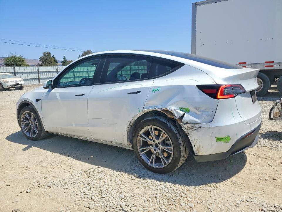 64311866 :رقم المزاد ، 7SAYGDEEXPF611162 vin ، 2023 Tesla Model Y مزاد بيع