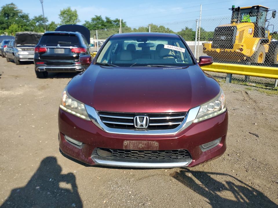 2013 Honda Accord მანქანა იყიდება აუქციონზე, vin: 1HGCR3F94DA038567, აუქციონის ნომერი: 64414606