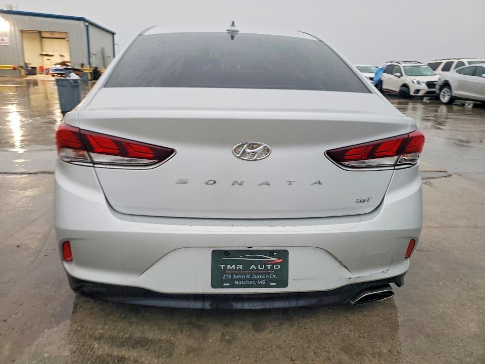 66900916 :رقم المزاد ، 5NPE24AA8JH715708 vin ، 2018 Hyundai Sonata مزاد بيع