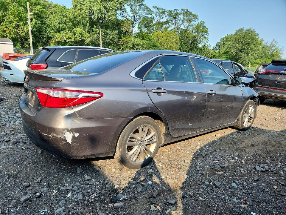 2016 Toyota Camry მანქანა იყიდება აუქციონზე, vin: 4T1BF1FK5GU570158, აუქციონის ნომერი: 64063046