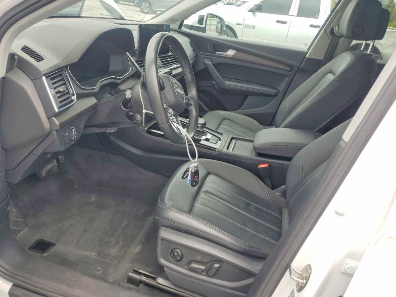 64051046 :رقم المزاد ، WA1BAAFYXM2130641 vin ، 2021 Audi Q5 مزاد بيع