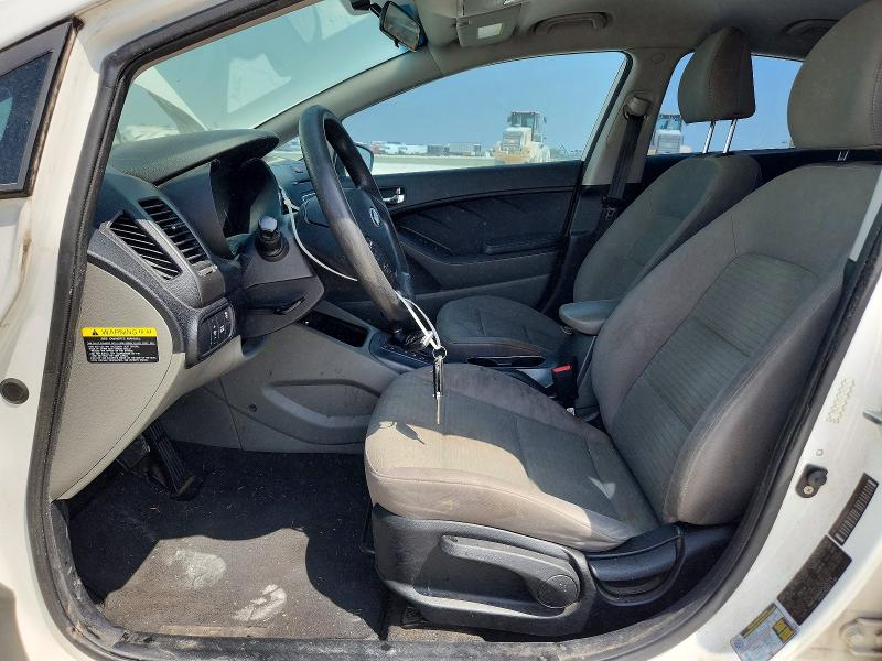 64063426 :رقم المزاد ، KNAFX4A6XF5415724 vin ، 2015 Kia Forte مزاد بيع