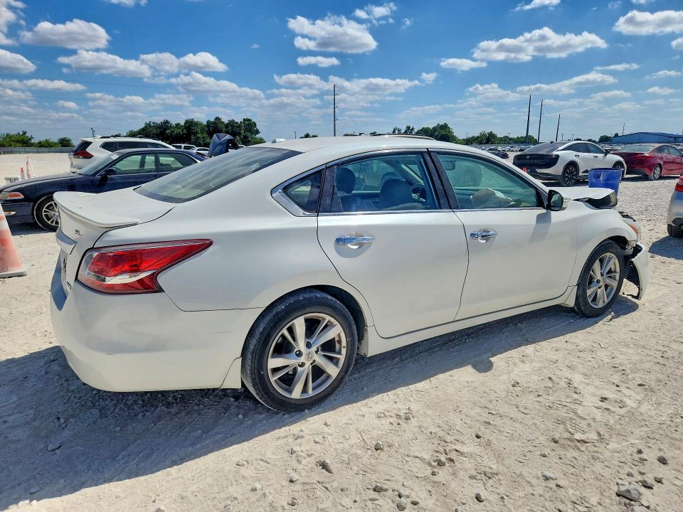 Продаж на аукціоні авто 2013 Nissan Altima, vin: 1N4AL3AP9DN553625, номер лоту: 64518356