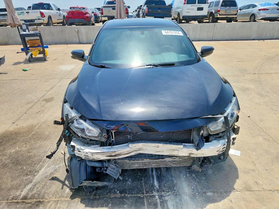 2018 Honda Civic მანქანა იყიდება აუქციონზე, vin: SHHFK7H56JU216319, აუქციონის ნომერი: 64101956