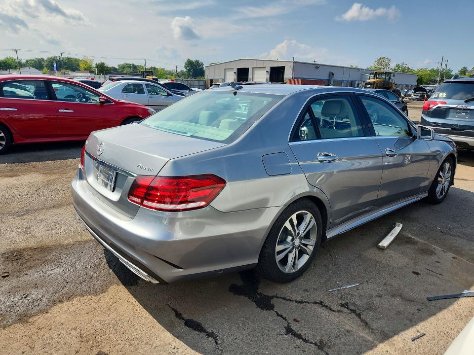 2014 Mercedes-benz E მანქანა იყიდება აუქციონზე, vin: WDDHF8JB9EB017526, აუქციონის ნომერი: 64723156