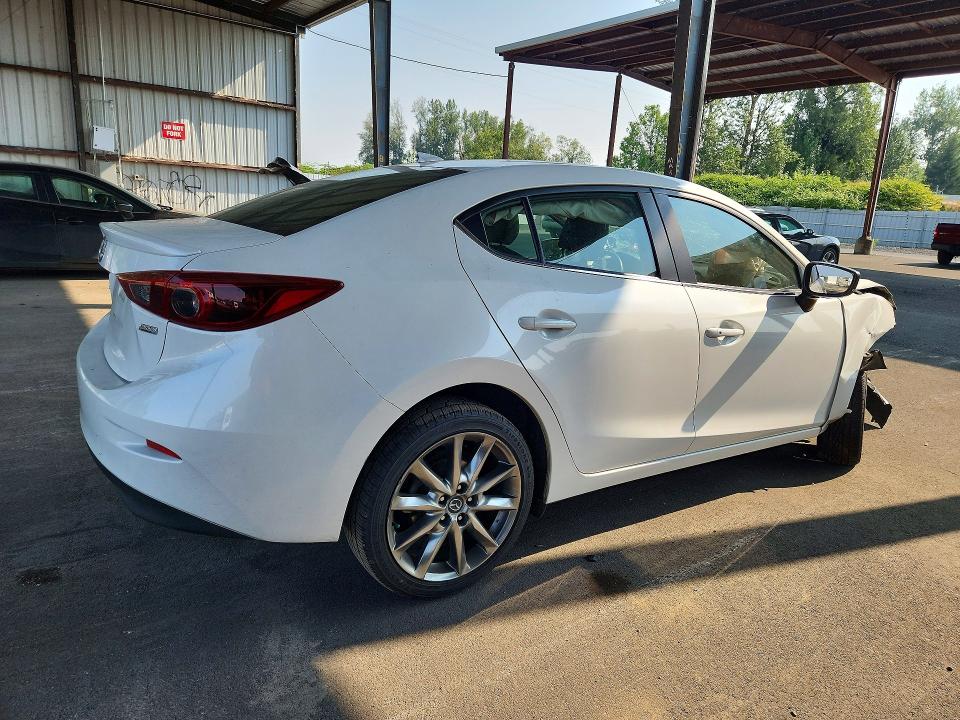 Aukcja sprzedaży 2018 Mazda 3, vin: 3MZBN1W33JM162959, numer aukcji: 63555126
