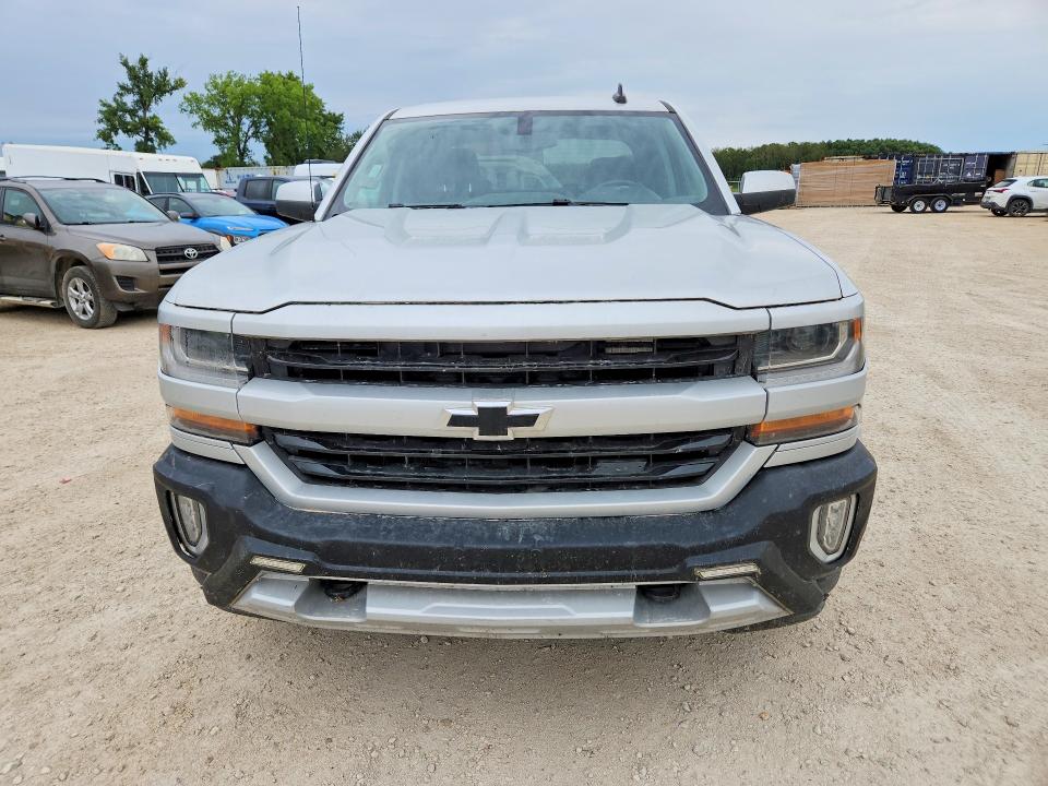 Продажа на аукционе авто 2018 Chevrolet Silverado, vin: 3GCUKREC0JG393014, номер лота: 64804326