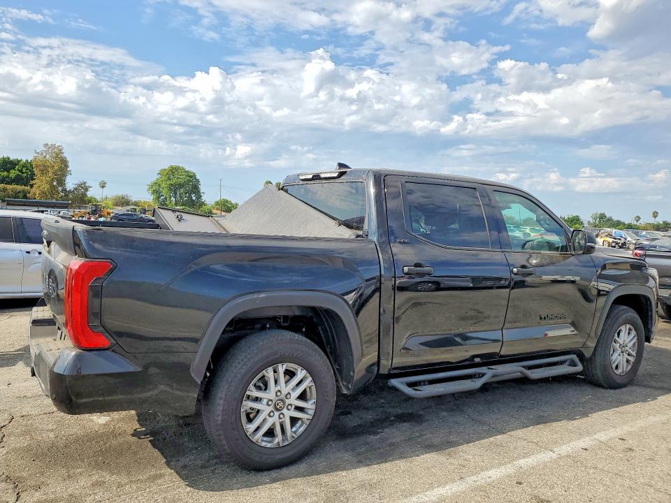 Продаж на аукціоні авто 2022 Toyota Tundra, vin: 5TFLA5DB8SX246226, номер лоту: 64308486