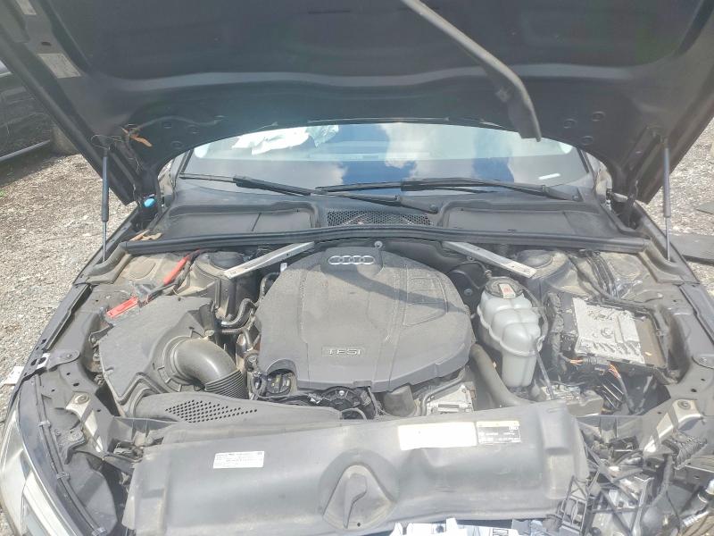Продаж на аукціоні авто 2019 Audi A4, vin: WAUDNAF40KA073575, номер лоту: 64003836