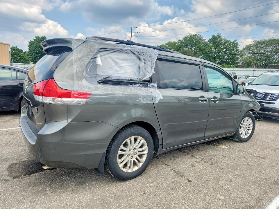 Aukcja sprzedaży 2012 Toyota Sienna, vin: 5TDYK3DC1CS232899, numer aukcji: 64170396