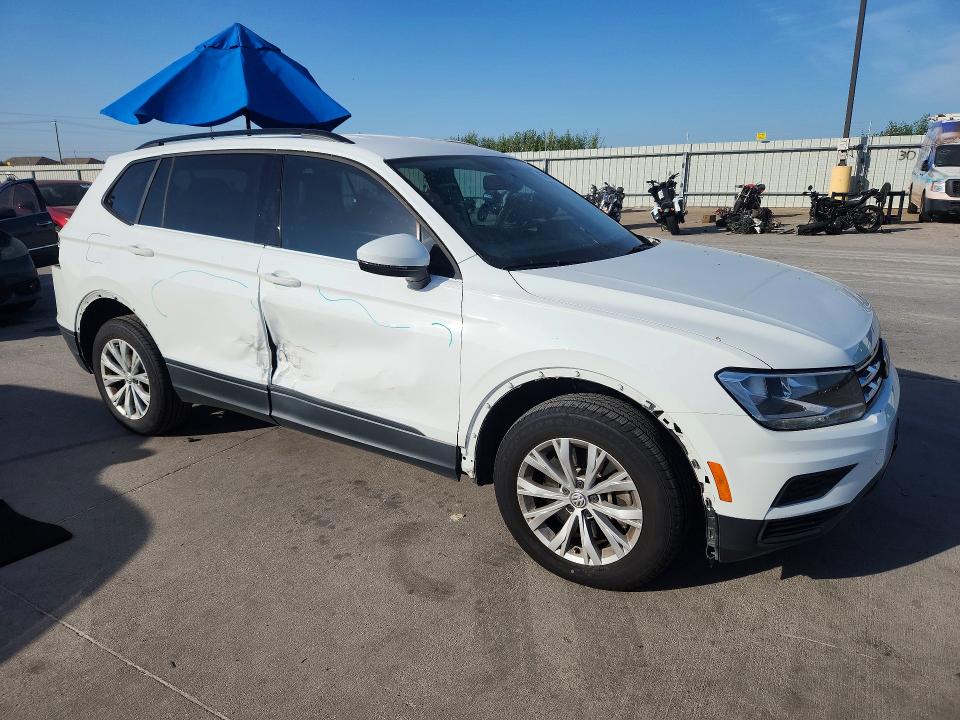 2020 Volkswagen Tiguan მანქანა იყიდება აუქციონზე, vin: 3VV1B7AX5LM112606, აუქციონის ნომერი: 65639576