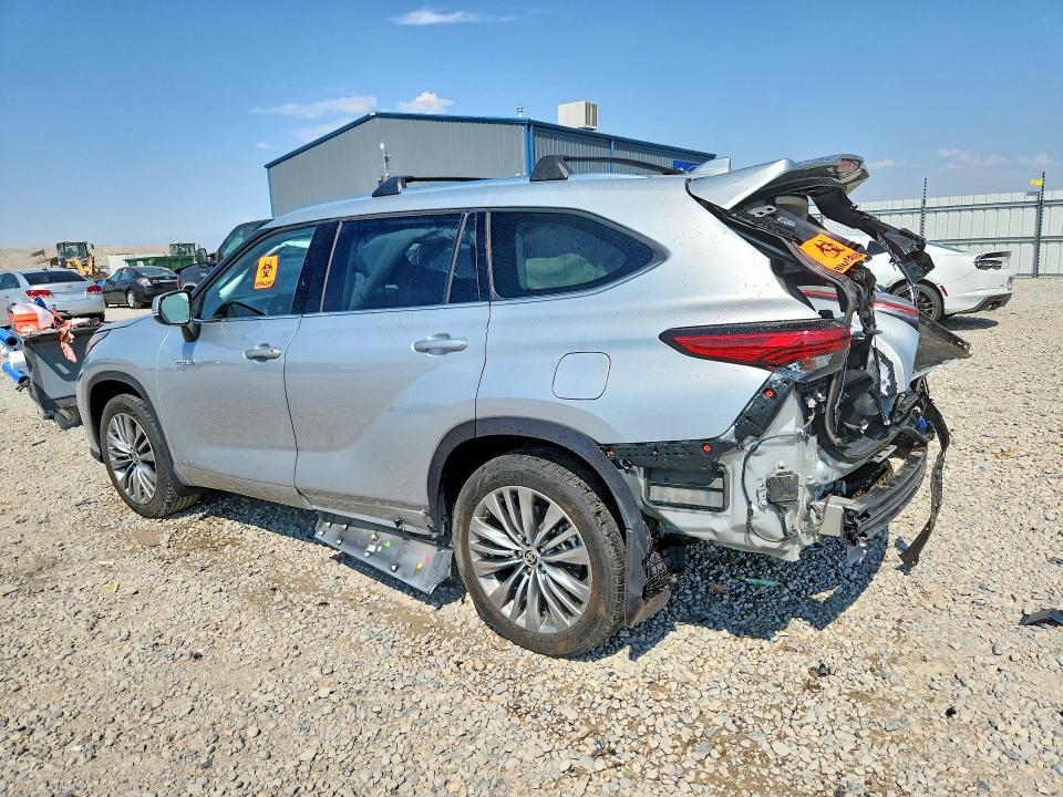 Продажа на аукционе авто 2020 Toyota Highlander, vin: 5TDEBRCH4LS005421, номер лота: 63047716