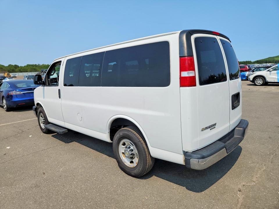 64790026 :رقم المزاد ، 1GAZGMFFXG1233340 vin ، 2016 Chevrolet Express G3500 مزاد بيع