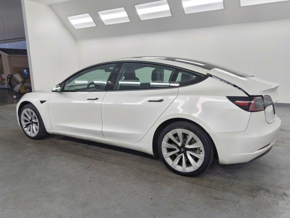 Продаж на аукціоні авто 2022 Tesla Model 3, vin: 5YJ3E1EA4NF143239, номер лоту: 63249866