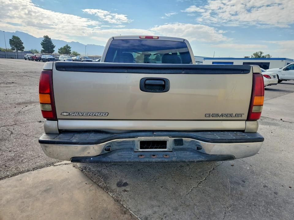 Продаж на аукціоні авто 2001 Chevrolet Silverado, vin: 2GCEC19W211324485, номер лоту: 63551956